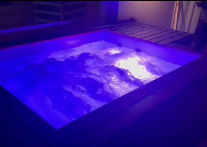 1br With Private Heated Jacuzzi At Sholan Elgouna Hurghada